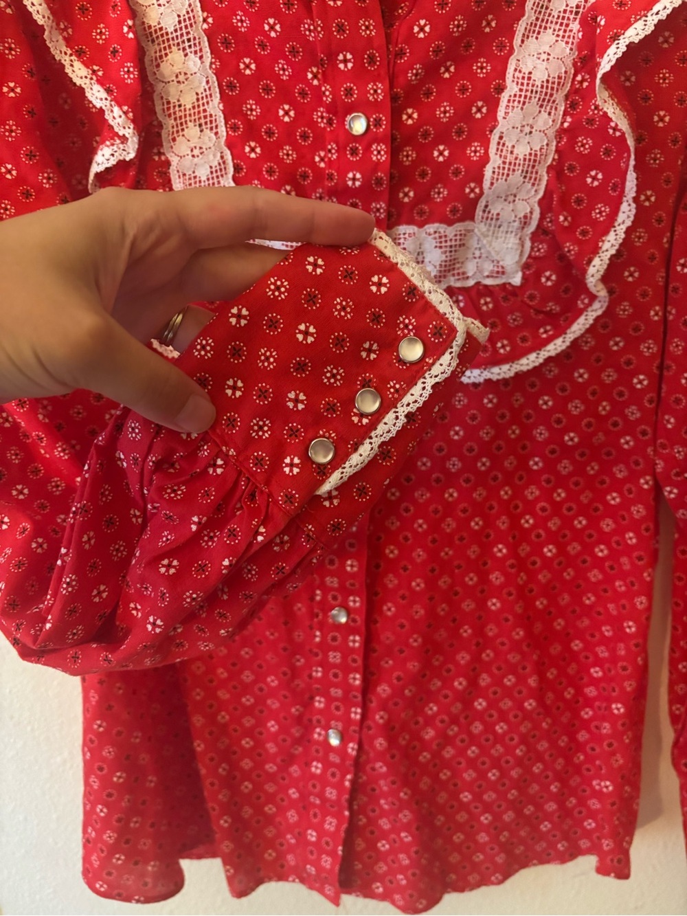 Vintage Western Bandana style Lace-Trim Button-Down Blouse - Picture 2 of 8